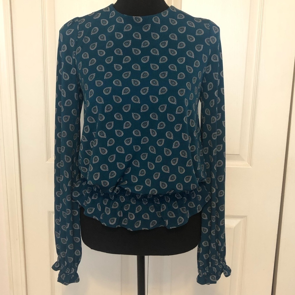 Michael Kors blouse with tie at neck & open in back. - Picture 3 of 9